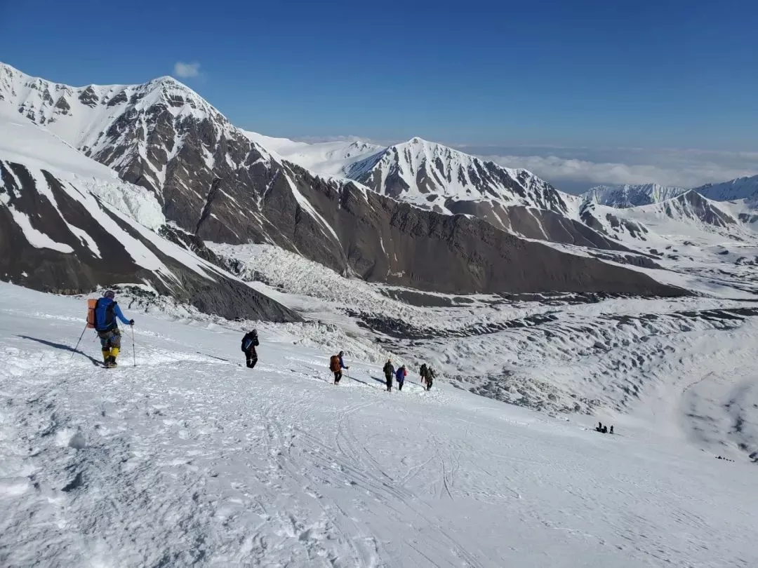 Lenin Peak